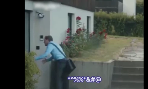 Video: Hiện đại quá có ngày tự hại bản thân thế này đây