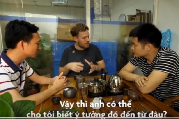 Video: chế sạc không dây cho iPhone đời thấp