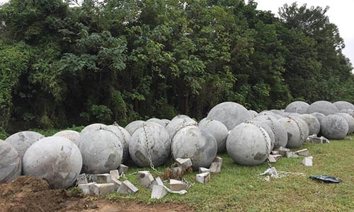 Video: Số phận 40 quả "bóng xích" ở sân Mỹ Đình sau khi Việt Nam vô địch