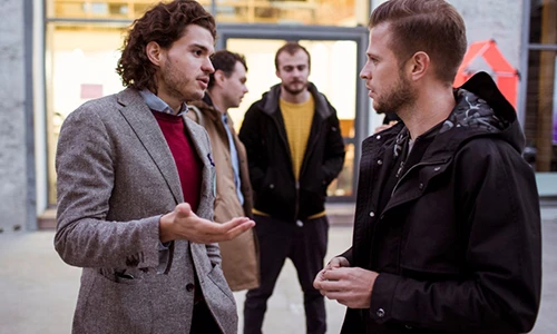 Thói quen kỳ lạ du khách học được từ 20 quốc gia