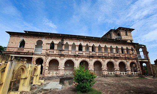 Khám phá lâu đài bí ẩn nhất Malaysia