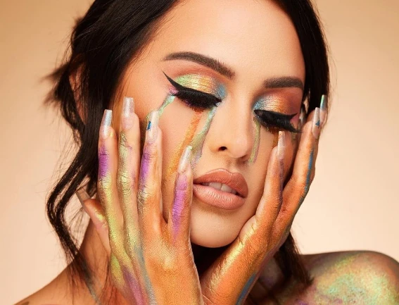 Beauty blogger đình đám là bà mẹ một con