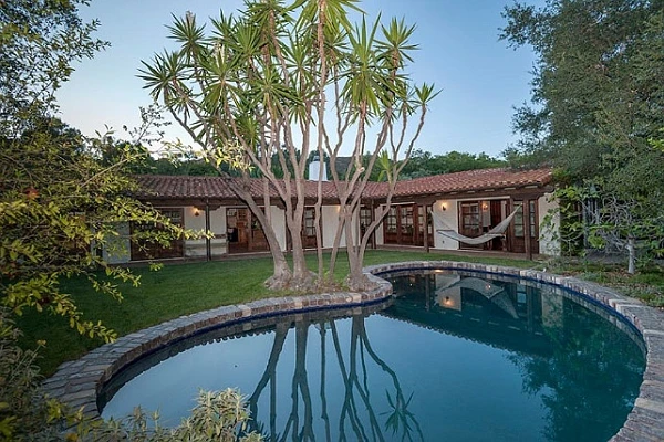 Biệt thự gần 2,2 triệu USD của tài tử Robert Pattinson