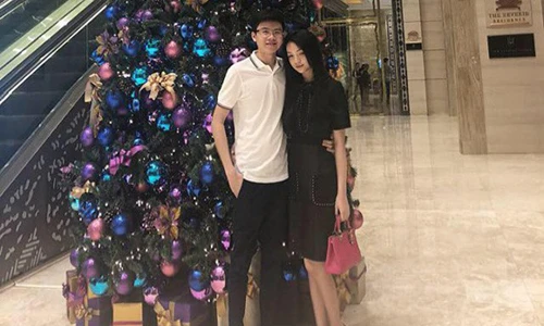 Em trai Phan Thành - Phan Hoàng khéo chọn người yêu xinh như hoa