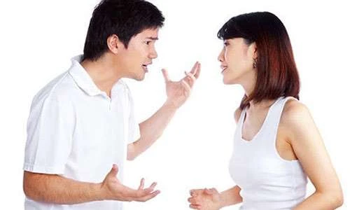 Video: Khi “ghen tuông” chị em sẽ phản ứng ra sao?