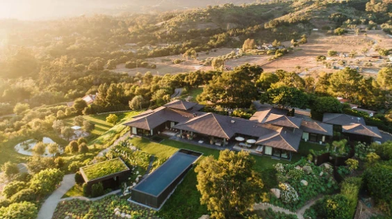 Chiêm ngưỡng biệt thự 33 triệu USD phong cách Bali của tỷ phú Mỹ