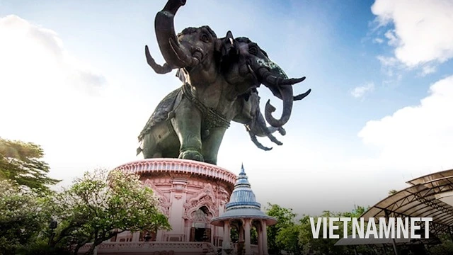 Video: Ghé thăm bảo tàng 'voi ba đầu' khổng lồ ở Thái Lan