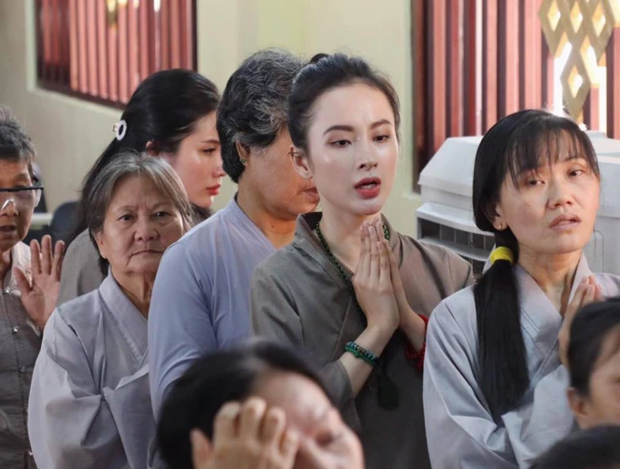 Angela Phương Trinh tuổi 24: Ăn chay niệm phật và thoát mác "nghiện khoe thân"