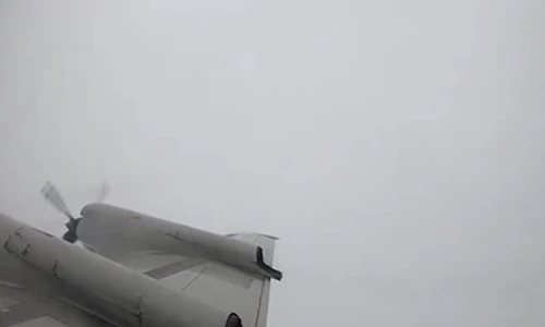 Video: Run rẩy xem video máy bay xuyên qua tâm bão mạnh nhất 3 thập kỷ