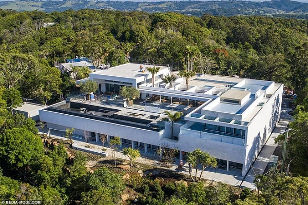 Biệt thự 20 triệu USD mà 'Thor' Chris Hemsworth dùng để tự cách ly