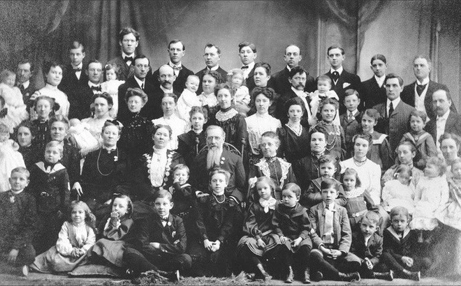 Video: Người phụ nữ sinh 69 đứa con trong 76 năm