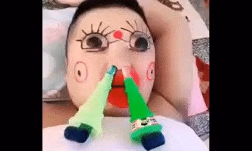 Video: Đi ngủ quên phòng thủ là "lĩnh đủ" ngay!