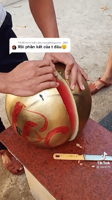 Sự thật trong trái bưởi thỏi vàng của nhà giàu Việt - Hình 3 Su that trong trai buoi thoi vang cua nha giau Viet-Hinh-3