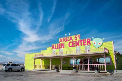 Những địa điểm trên Trái Đất được cho là từng xuất hiện các UFO