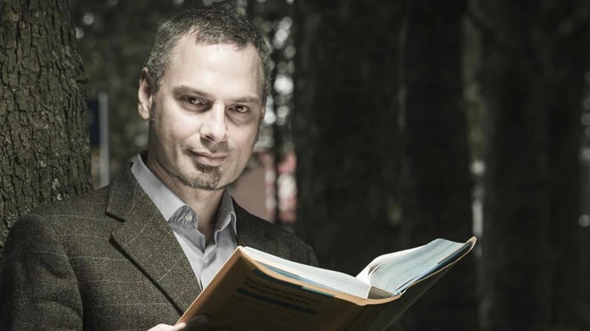 Video: Người đàn ông nói được 32 thứ tiếng