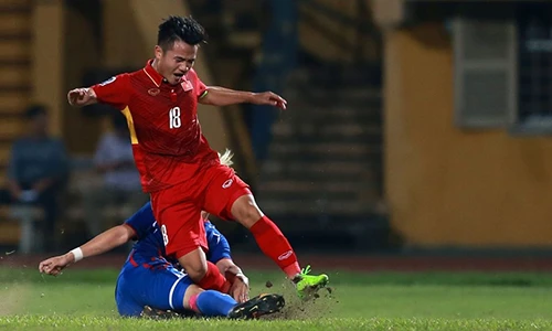 Video: Vì sao HLV Park Hang-seo quyết định loại quả bóng vàng Việt Nam?