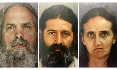 Lật mặt kẻ dùng tiền để sống chung với 12 bé gái hàng xóm