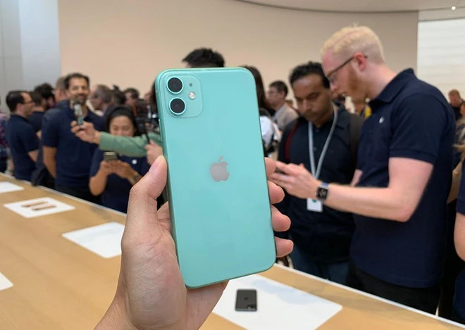 Video: Tổng quan về 3 mẫu iPhone mới của Apple