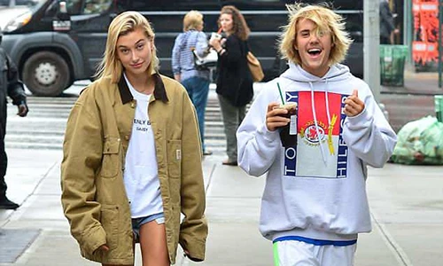 Bạn gái mới của Justin Bieber: Chân dài quyến rũ nhất hành tinh 2017