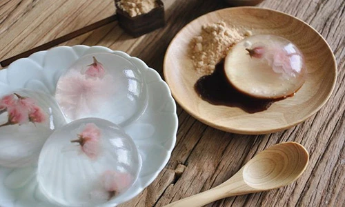 Video:Thử làm bánh giọt nước trong veo, đẹp lung linh