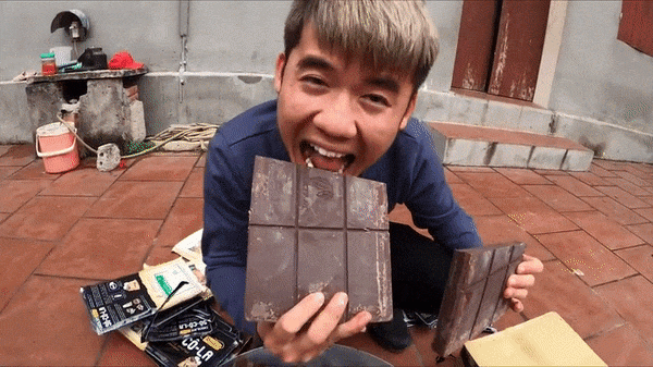 Con trai bà Tân Vlog phát ngôn gây tranh cãi dù kiếm tiền tỷ - Hình 3 Con trai ba Tan Vlog phat ngon gay tranh cai du kiem tien ty-Hinh-3