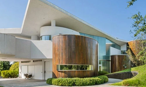 Chiêm ngưỡng biệt thự lạ 800m2 mà tiền điện chỉ hết 500000đ/tháng