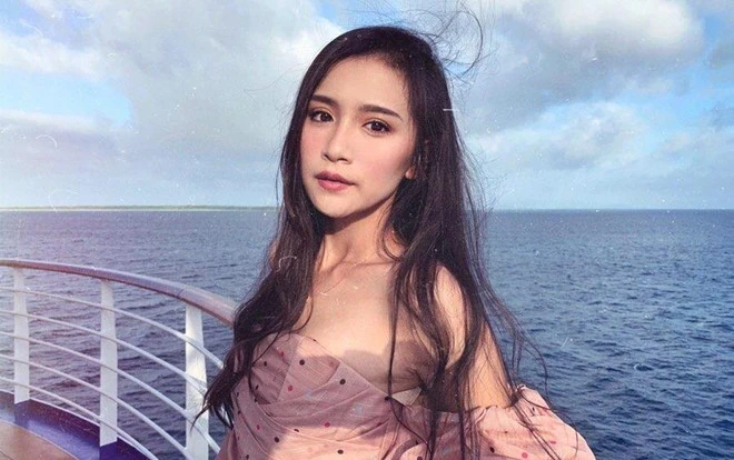 Video: Hot girl Instagram Olala Oshia chia sẻ bí quyết giữ thân hình chuẩn