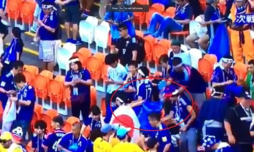 Video người Nhật nhặt rác ở sân vận động sau khi xem World Cup