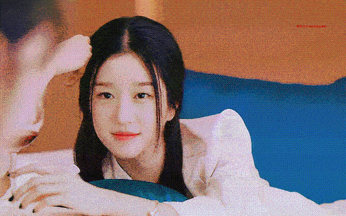 Seo Ye Ji sở hữu gương mặt 3 miếng bông tẩy trang che kín - Hình 2 Seo Ye Ji so huu guong mat 3 mieng bong tay trang che kin-Hinh-2