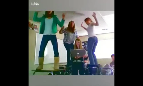 Video: Những tình huống "dở khóc dở cười" của hội gái xinh