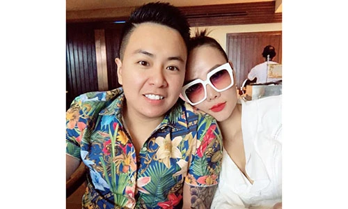 Dương Yến Ngọc hạnh phúc bên người mới kém đúng một giáp