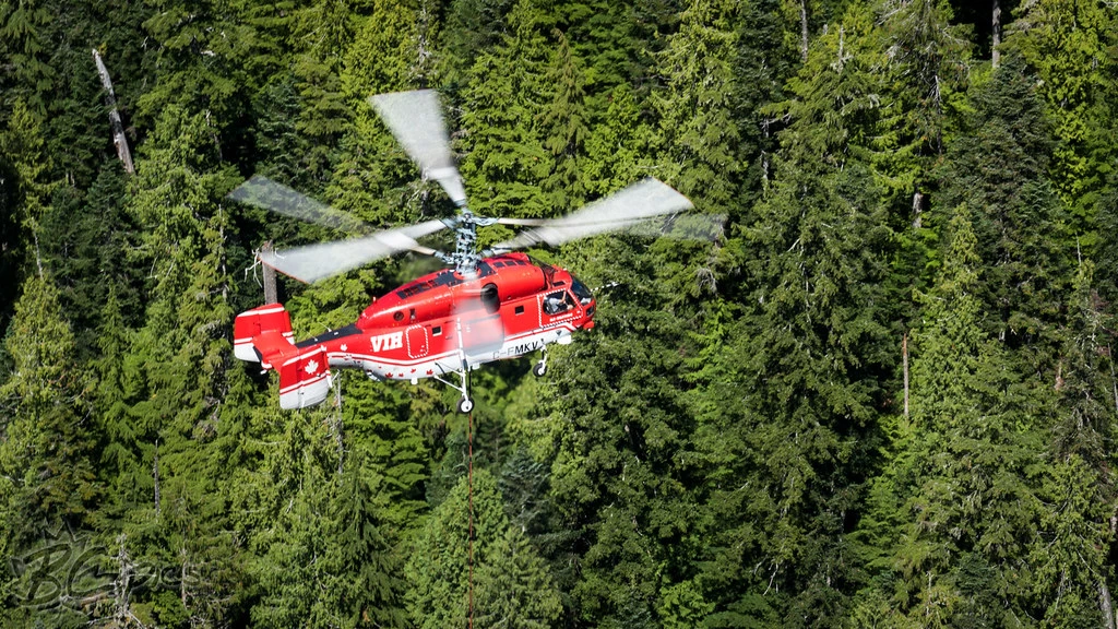 Video: Cận cảnh máy bay trực thăng chữa cháy tốt nhất thế giới của Nga