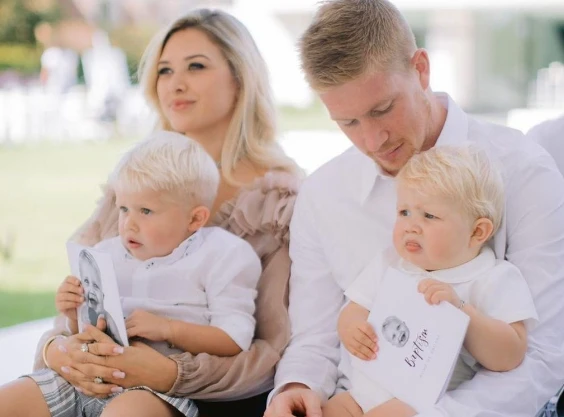 Dàn WAGs tài sắc của cầu thủ Bỉ tham dự Euro 2020