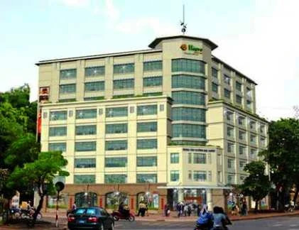 Trung tâm thương mại 200 tỷ đồng đang biến thành sắt vụn