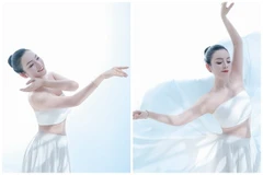 Ca sĩ Tân Nhàn khoe sắc vóc gợi cảm đón tuổi mới