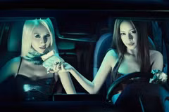 Chi Pu - Quỳnh Anh Shyn chụp ảnh chung, liệu có thân thiết trở lại?