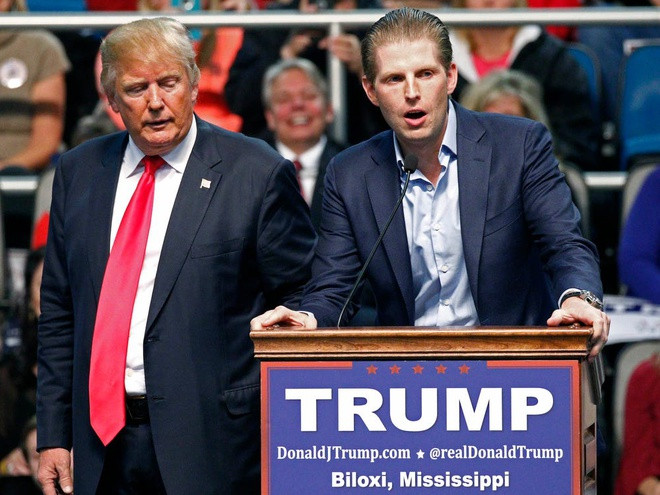 Sau khi đắc cử tổng thống Mỹ, ông Trump đã giao quyền điều hành đế chế kinh doanh hàng tỷ USD cho hai con trai đầu. Trong đó con trai thứ 2 của tổng thống, Eric Trump, được bổ nhiệm làm phó chủ tịch điều hành của Trump Organization, đã tiếp quản các hoạt động kinh doanh bất động sản kể từ khi ông Trump trở thành ông chủ Nhà Trắng.
