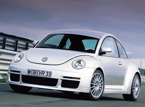 Volkswagen tiếp tục chinh phục các chị em với mẫu xe Volkswagen Beetle (54,6% số xe bán ra là do các chị em mua).