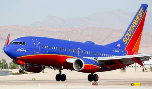 Tọa lạc tại Dallas, Texas, Southwest Airlines là hãng giá rẻ lớn nhất thế giới với 683 máy bay và 3.400 chuyến bay mỗi ngày.