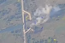 Nga ném bom dữ dội Myrnohrad, tiểu đoàn Azov thoát chết qua khe cửa hẹp