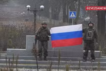 Số liệu dân số công khai cho thấy, thành phố Pokrovsk gồm khu đô thị Pokrovsk có khoảng 60.000 dân, Myrnohrad khoảng 46.000 dân và thị trấn Rodinske khoảng 10.000 dân, tổng cộng khoảng 116.000 dân. Nếu tuyên bố của Nga về việc kiểm soát Pokrovsk là đúng, đây sẽ là một trường hợp đáng chú ý về việc một cụm đô thị đổi chủ trên mặt trận phía đông Ukraine.