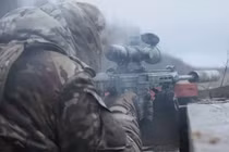 Quân Nga tiến về phía đông Kupyansk, 15 tiểu đoàn quân Ukraine bị bao vây 