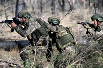 Giao tranh đang diễn ra trên đường phố, Kiev phủ nhận Pokrovsk bị bao vây 