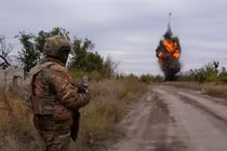 Nga quyết tâm cắt đôi Pokrovsk, phòng tuyến Ukraine rơi vào hỗn loạn 