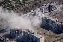 Theo thông tin được Bộ Quốc phòng Nga công bố, RFAF đã chiếm hơn 4.200 căn nhà tại Chasov Yar. Trước đó, có thông tin cho biết trong hơn một năm giao tranh tại Chasovy Yar, tổn thất của AFU ở đây tương đương với thiệt hại của họ trong trận Bakhmut.