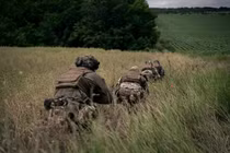 Quân đội Ukraine áp sát biên giới Nga, trước thềm thượng đỉnh Trump-Putin 