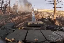 Tỉnh Sumy nằm ngay cạnh tỉnh Kiev (thủ đô Kiev nằm trong tỉnh Kiev), hiện tại, RFAF đã điều Sư đoàn bộ binh cơ giới số 18 và Sư đoàn bộ binh cơ giới số 72 đến biên giới Tỉnh Sumy; hành động này buộc Bộ Tổng tham mưu AFU phải triển khai quân dự bị cơ động vào tỉnh Sumy, để lập tuyến phòng thủ.