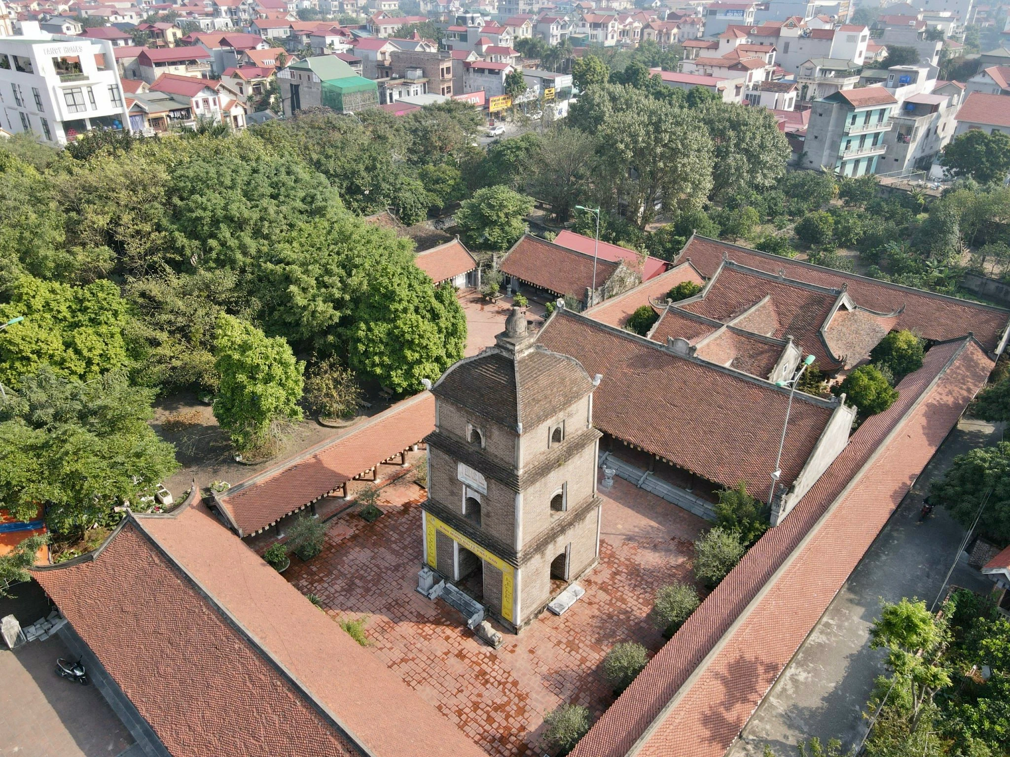 Độc đáo chùa Dâu - ngôi chùa Phật giáo cổ nhất Việt Nam