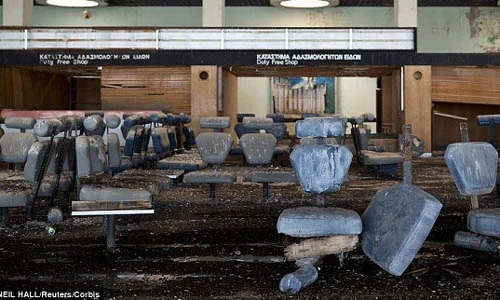 Rùng mình sân bay “ma” đáng sợ nhất thế giới