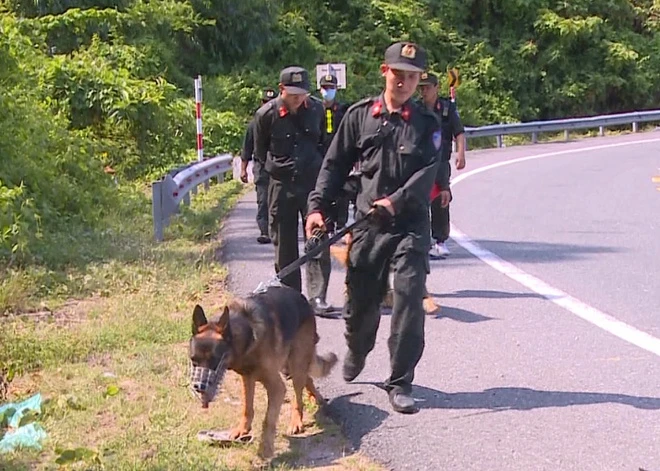  Được phép tiêu diệt phạm nhân nguy hiểm trốn trại Triệu Quân Sự